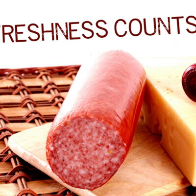 histamine-rich aged foods: salami, cheese and wine