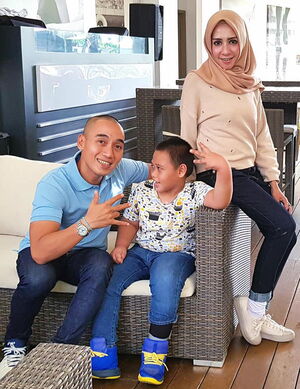 Tyo Prasetyo and his family